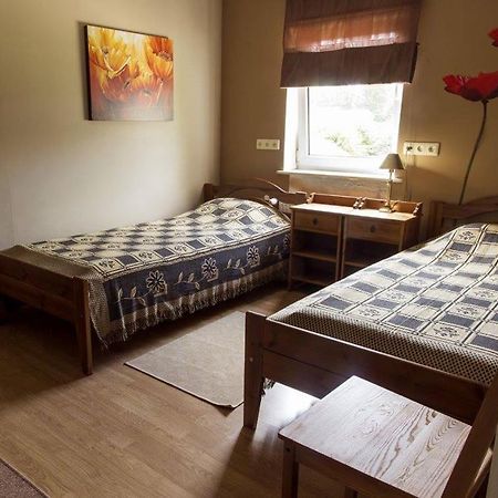 Vahe Guest House Пылтсамаа Экстерьер фото